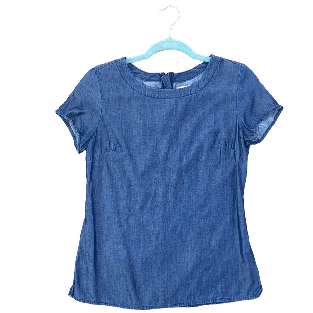 Banana Republic Heritage denim colored top, size 2